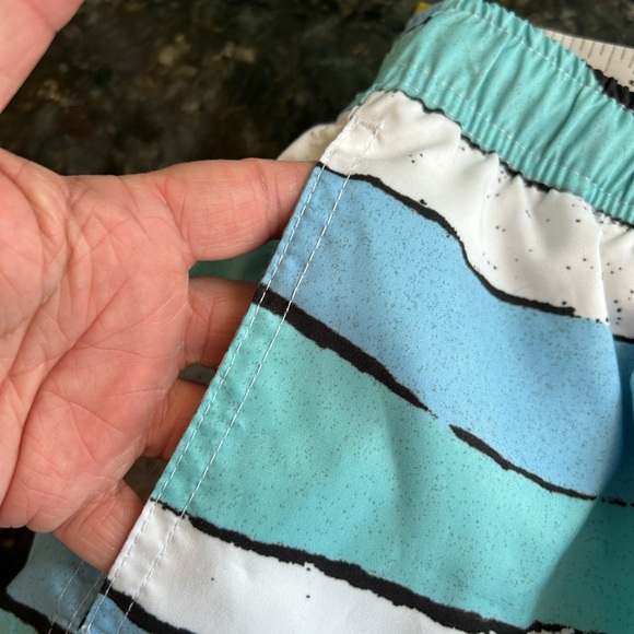 NWOT Boardies swim trunks. Abstract striped. Pockets. Mesh lining. Drawstring. M - Picture 6 of 9